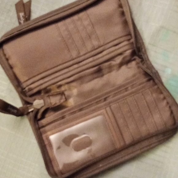 Open Wallet - Picture 3 of 3